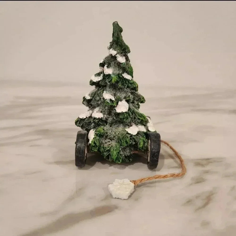 NWT Boyds Trim-A-Tree Tug Along